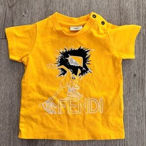 Fendi Baby Bright Yellow Graphic Tee size 6month